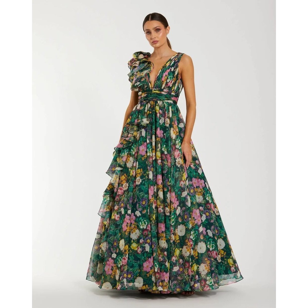 Mac Duggal Green Sleeveless V-Neck Floral Chiffon Ruffle Ball Gown - Size 16